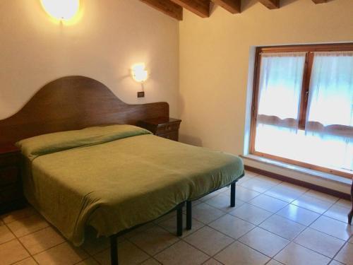Hotel Edelweiss San Zeno di Montagna Exteriör bild
